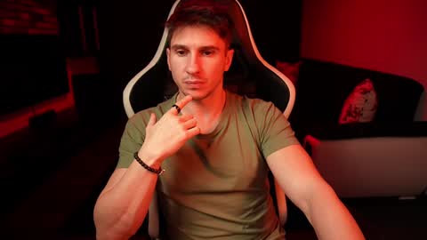 Dorian Reyes online show from January 11, 2025, 4:27 am