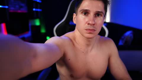 Dorian Reyes online show from January 19, 2025, 5:15 am