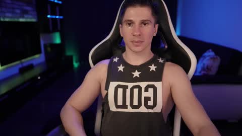 Dorian Reyes online show from March 2, 2025, 12:09 am