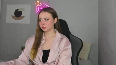 Vanessa online show from April 30, 2026, 9:37 am