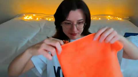 Your Dorotty online show from December 5, 2025, 4:32 am