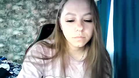 Snapshot of dorrie_ann chatting on June 5, 2026, 4:19 am Dorrie Ann online show from June 5, 2026, 4:19 am