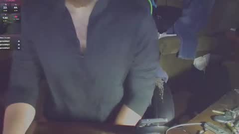 Snapshot of dotyoureyezez chatting on October 2, 2025, 9:05 am DotYourEyezez online show from October 2, 2025, 9:05 am