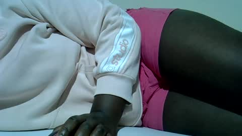 Snapshot of double_love9 chatting on June 25, 2026, 7:24 am bellie online show from June 25, 2026, 7:24 am