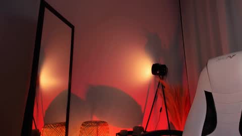 Snapshot of doublee_trouble chatting on February 9, 2025, 3:22 am Eva ana Liza online show from February 9, 2025, 3:22 am
