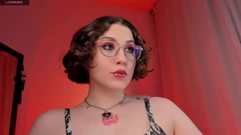 Snapshot of doublee_trouble chatting on February 12, 2025, 1:19 am Eva ana Liza online show from February 12, 2025, 1:19 am