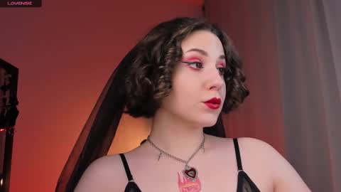Snapshot of doublee_trouble chatting on February 18, 2025, 8:58 pm Eva ana Liza online show from February 18, 2025, 8:58 pm