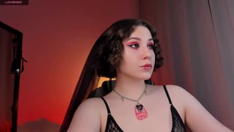 Snapshot of doublee_trouble chatting on February 19, 2025, 8:52 pm Eva ana Liza online show from February 19, 2025, 8:52 pm