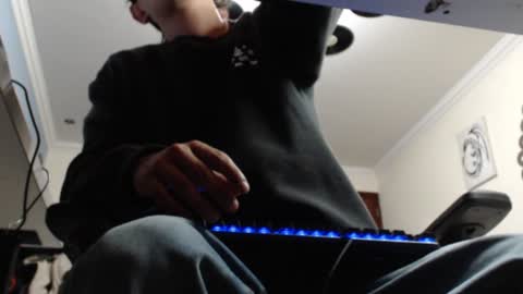 douglas_drake online show from February 7, 2025, 3:12 am