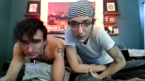 Douxi online show from November 16, 2025, 9:20 pm