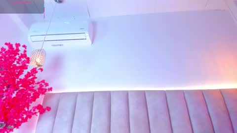 Doyeon online show from February 12, 2026, 2:50 am