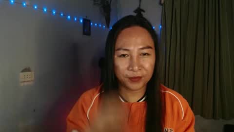 doyouwantme143 online show from November 24, 2025, 3:01 pm