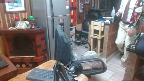 Dr  Simon online show from December 31, 2024, 8:48 am