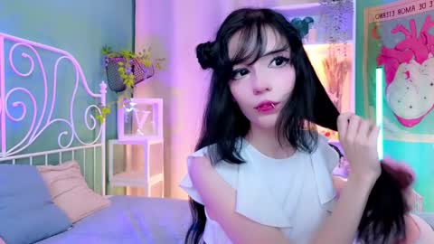 Draculaura online show from December 5, 2024, 9:06 pm