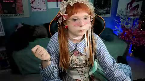 Snapshot of draculaura_ chatting on June 26, 2026, 11:14 am Draculaura online show from June 26, 2026, 11:14 am