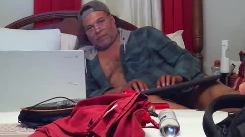 dragomoon70 online show from April 2, 2026, 3:15 am