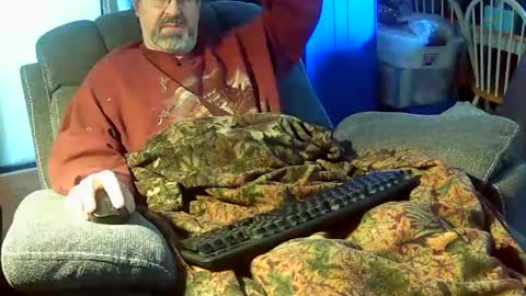 Snapshot of dragonbimale chatting on December 22, 2024, 3:33 pm DragonBiMale online show from December 22, 2024, 3:33 pm