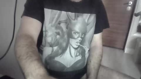 Snapshot of dragonhotcouple chatting on December 15, 2025, 10:30 am Sensual Hot Couple online show from December 15, 2025, 10:30 am