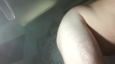 dragonred221 online show from October 27, 2025, 4:16 am