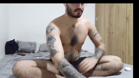 Snapshot of drake_beard chatting on June 8, 2026, 9:04 pm drake_beard online show from June 8, 2026, 9:04 pm