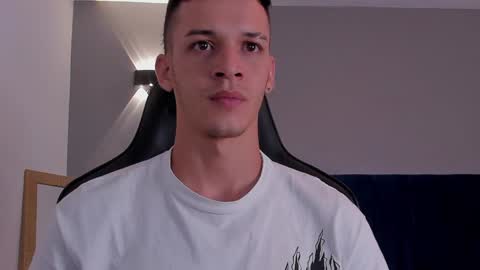 Snapshot of drake_carter1 chatting on December 20, 2024, 2:41 am drake_carter1 online show from December 20, 2024, 2:41 am