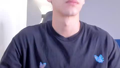 Snapshot of drake_carter1 chatting on March 4, 2025, 12:29 am drake_carter1 online show from March 4, 2025, 12:29 am