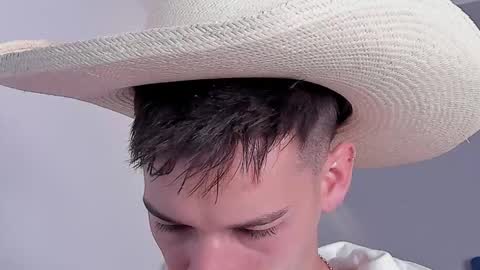 Snapshot of drake_carter1 chatting on October 2, 2025, 2:18 am drake_carter1 online show from October 2, 2025, 2:18 am