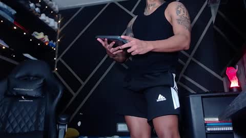 Drake online show from November 8, 2025, 5:18 am