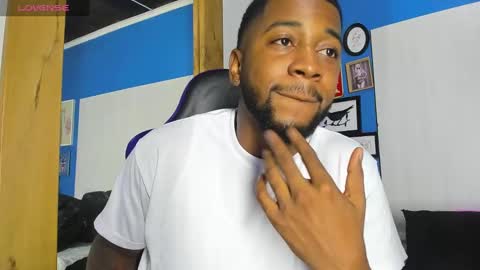 Snapshot of drake_nassir4 chatting on September 29, 2025, 10:58 pm ---Drake--- online show from September 29, 2025, 10:58 pm