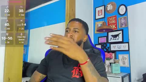 Snapshot of drake_nassir4 chatting on October 9, 2025, 11:25 pm ---Drake--- online show from October 9, 2025, 11:25 pm