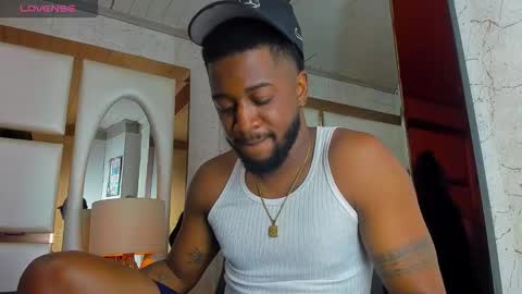 Snapshot of drake_nassir4 chatting on November 14, 2025, 2:49 pm ---Drake--- online show from November 14, 2025, 2:49 pm