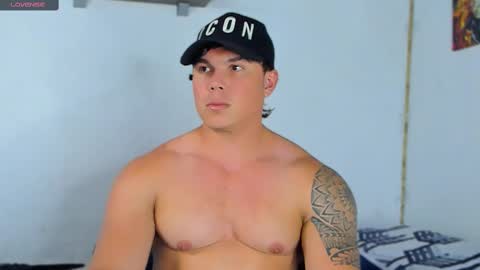 drake_xion1 online show from February 21, 2025, 9:54 pm