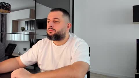 Draven A online show from February 21, 2025, 6:40 am