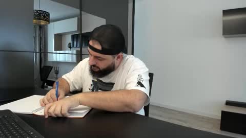 DravenPeak online show from November 26, 2025, 10:49 am