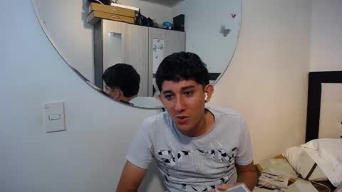 -- nicolle and jhon -- online show from November 18, 2025, 3:12 am