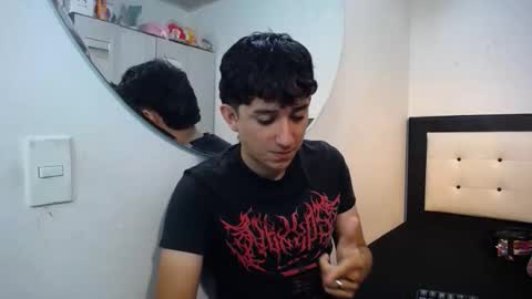 Snapshot of dravith_and_valery chatting on February 2, 2026, 11:53 am -- nicolle and jhon -- online show from February 2, 2026, 11:53 am