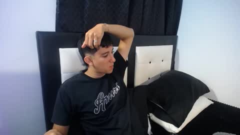 Snapshot of dravith_and_valery chatting on February 19, 2026, 5:47 am -- nicolle and jhon -- online show from February 19, 2026, 5:47 am