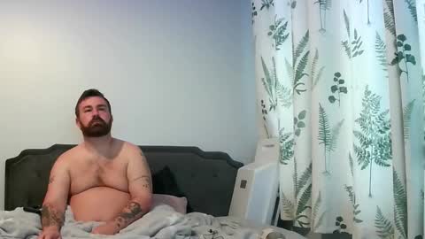 Amigobear online show from September 22, 2025, 5:59 pm