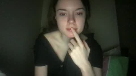 Snapshot of dream1girl_ chatting on January 27, 2025, 10:06 am ur dream girl online show from January 27, 2025, 10:06 am