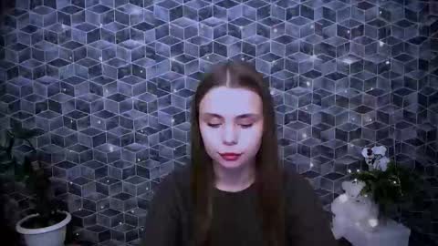 Mari online show from December 17, 2025, 9:26 am