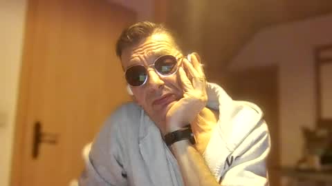 Dreambob online show from February 23, 2026, 11:57 pm