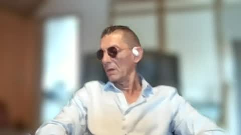 Snapshot of dreambob chatting on July 6, 2026, 10:01 am Dreambob online show from July 6, 2026, 10:01 am
