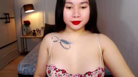 Snapshot of dreamgirlheaven chatting on February 1, 2026, 5:39 am Heaven online show from February 1, 2026, 5:39 am
