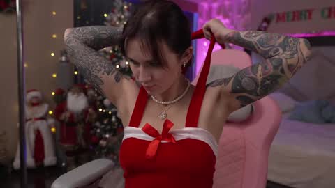 Snapshot of dreamgogo chatting on December 25, 2024, 2:46 am Sarah online show from December 25, 2024, 2:46 am