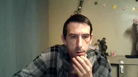 dreamguy38 online show from November 7, 2025, 5:51 am