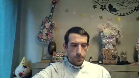 dreamguy38 online show from November 8, 2025, 2:28 pm