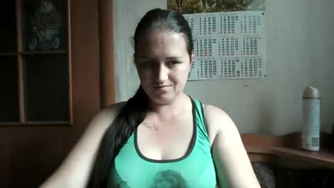 Snapshot of dreamiebelle chatting on June 15, 2026, 10:06 am dreamiebelle online show from June 15, 2026, 10:06 am