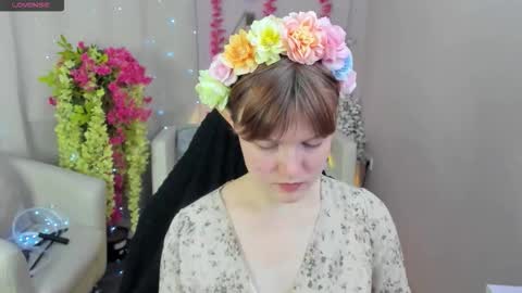 Luna online show from September 27, 2025, 8:14 pm