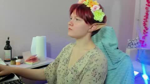 Luna online show from October 8, 2025, 8:39 pm