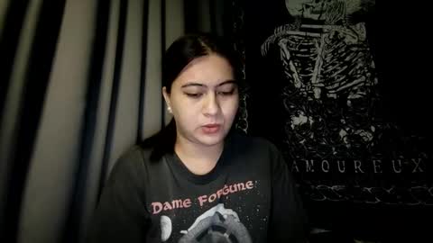 dreamycreamyst online show from January 22, 2025, 8:49 pm